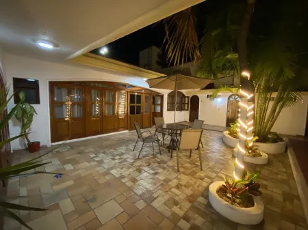 Hotel Boutique la Pergola Отели в г. Манзанилло