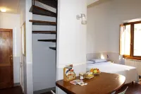 지안나스 B&B 무세오 델리 인노첸티 주변 호텔
