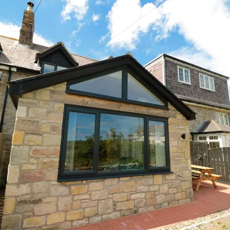 24 Hauxley Links