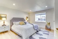 Private Pool & Hot Tub: Luxe Unit Near Uta Train!