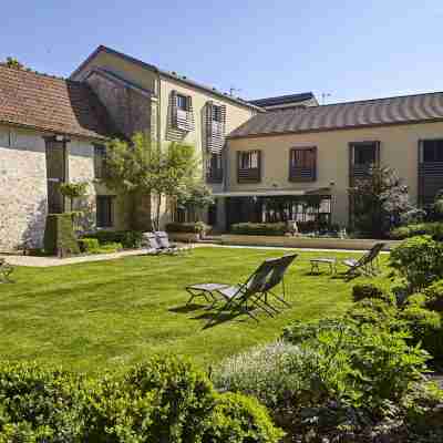 Maison d'Hôtes Les Herbes Folles Hotel Exterior
