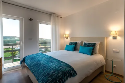 Eco Soul Ericeira Guesthouse - Adults Only - parking