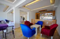 Fuda Hotel - Nouto- ja jättöpalvelut