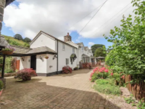The Little White Cottage Hotels in Mold