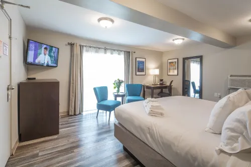 Kent Inn Hotels in Lindsay