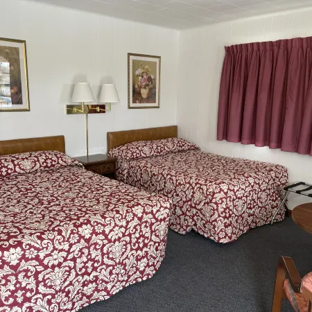 Colonial Motel