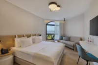Gai Beach Hotel - balcony