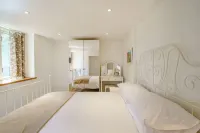 Hawkrigg Cottage Hotels in Dent
