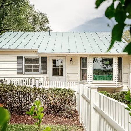 Batten Green Venue & Lodging