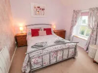Ghyll Cottage Hotels in Farndale West