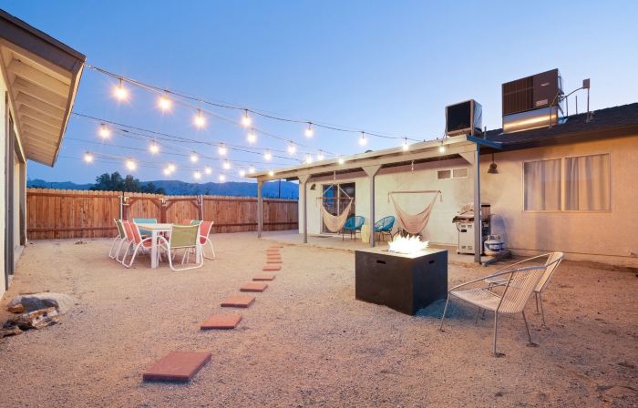 The Rockhopper - Hot Tub, Fire Pit & Walk to Downtown Jt! 4 Bedroom Home by RedAwning