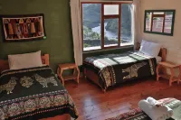 La Casa Verde Hotels near El Pailón del Diablo