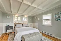 Waterfront Portsmouth Cottage: 8 Mi. From Newport! - Kylpylä