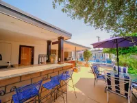 Old Ranch Inn - Adults Only 21 & up