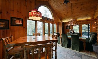 Birch Haven 4 Bedroom Home by RedAwning