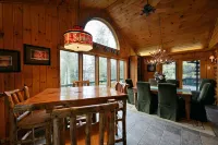 Birch Haven 4 Bedroom Home by RedAwning