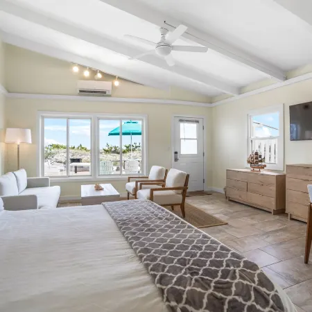 Driftwood Resort on the Ocean