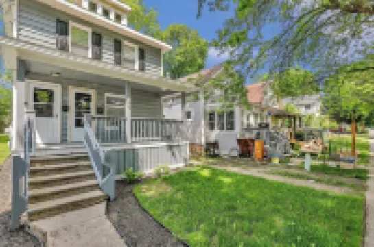 Charming 1 Bedroom House in Lansing, MI