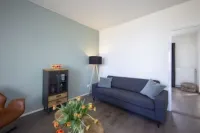 Seapoint, apartment with balcony and sea view Các khách sạn ở Zandvoort