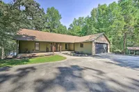 Game Room + Fire Pit! Multi-Level Anderson Home - ที่มีบาร์