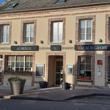 Logis Hôtel Restaurant Auberge du Valburgeois