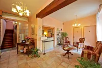 Logis Hôtel le Cygne Hotels in Le Buisson-de-Cadouin