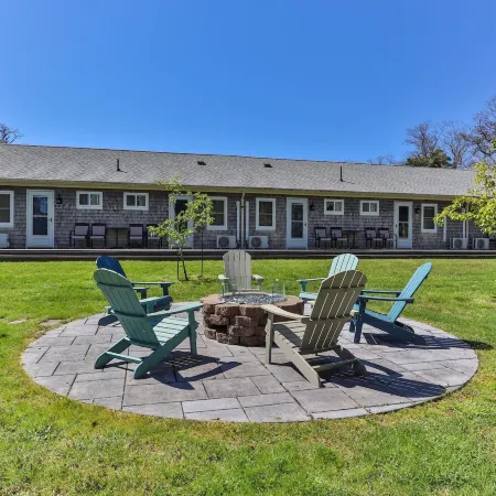 Eagle Wing Inn - Cape Cod