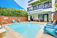 Steps to Beach Oceanside Townhome with Heated Pool