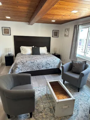 New Hope Lodge Hotels in Stockton
