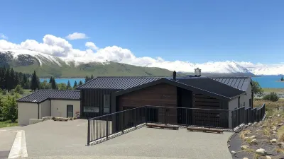 Ranginui at Lake Tekapo Hotels in Tekapo