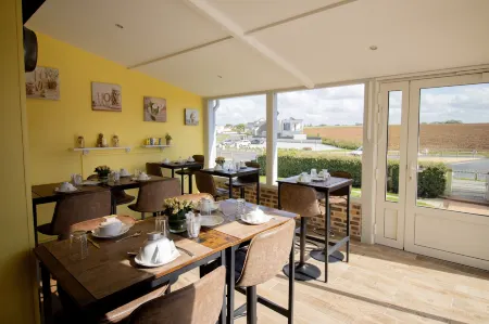 La Villa Port Winston - Face Mer B&B Отели в г. Арроманш-ле-Бен