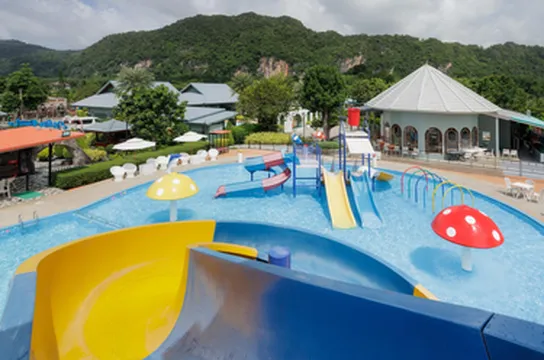 รูปภาพของนริศภูวิว รีสอร์ท