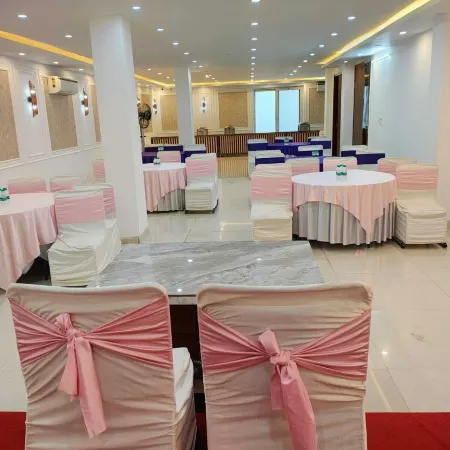 Hotel ELite Millennium City Gurgaon