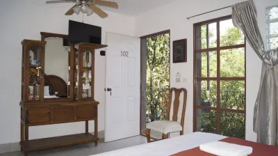 Hotel Hacienda Xico Inn Hotels near Museo Jardin de Orquideas