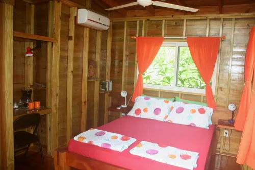 Green Valley Inn - 2-Star