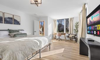 4 Rooftop Decks 4 Hot Tubs Game Rooms & Sauna