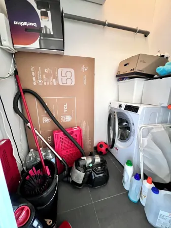 Spacious Loft Instant Favourite up to 4 Guests Comfort & Style in Brussels Отели рядом с достопримечательностью «Парк режьёналь де ла Пед»