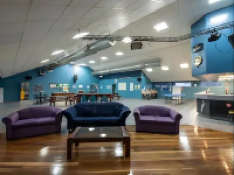 弗雷澤旅行家公園酒店 赫維灣酒店