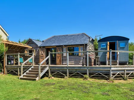 Driftwood Отели рядом с достопримечательностью «Widemouth Bay, Widemouth Bay: Our Lady & St Anne»