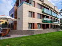 Apartamentos Albatros Hotels in Llanes