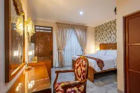 STELLA EMELIA Hotels in Patehan
