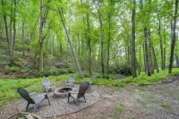Family-Friendly Blue Ridge Cabin w/ Game Room! - Wifi