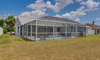 Port Charlotte Home w/ Pool - 8 Mi to Beaches!