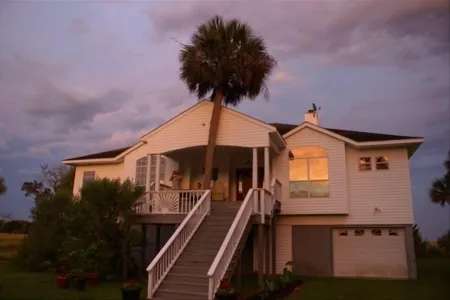 Marshbreeze...on Tidal Creek with Marsh View