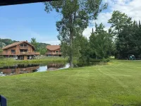 Steps away from ski, golf, and pool - Newly renovated condo