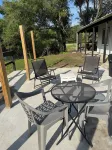 Grandpa’s cozy cabin in Arlington with WiFi, AC, grill,fishing, pedal boat,kayak