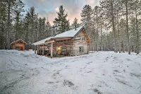 Secluded Vanderbilt Cabin, 9 Mi to Treetops! - Haustierfreundliche