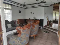 Villa Kahayang Sukaresmi住宿飯店