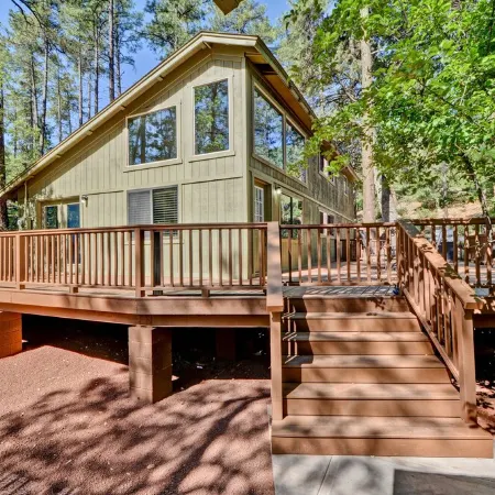 Simply Wonderful....Fully Remodeled Cabin in Pine, AZ