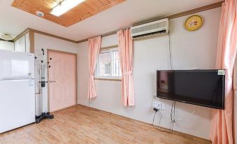 Namhae Yanghwahwangto Pension